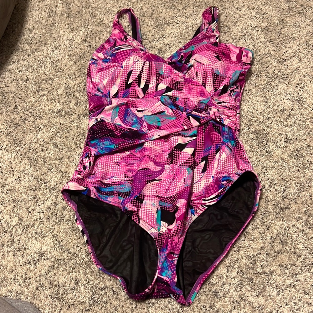 Brand new swimsuit for all bathing suit
